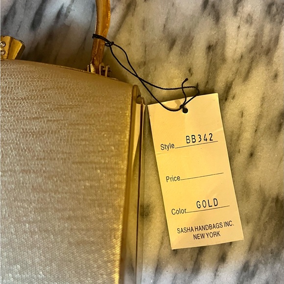 New Gold Sasha Fabiani mini handheld/ crossbody bag - Picture 10 of 13